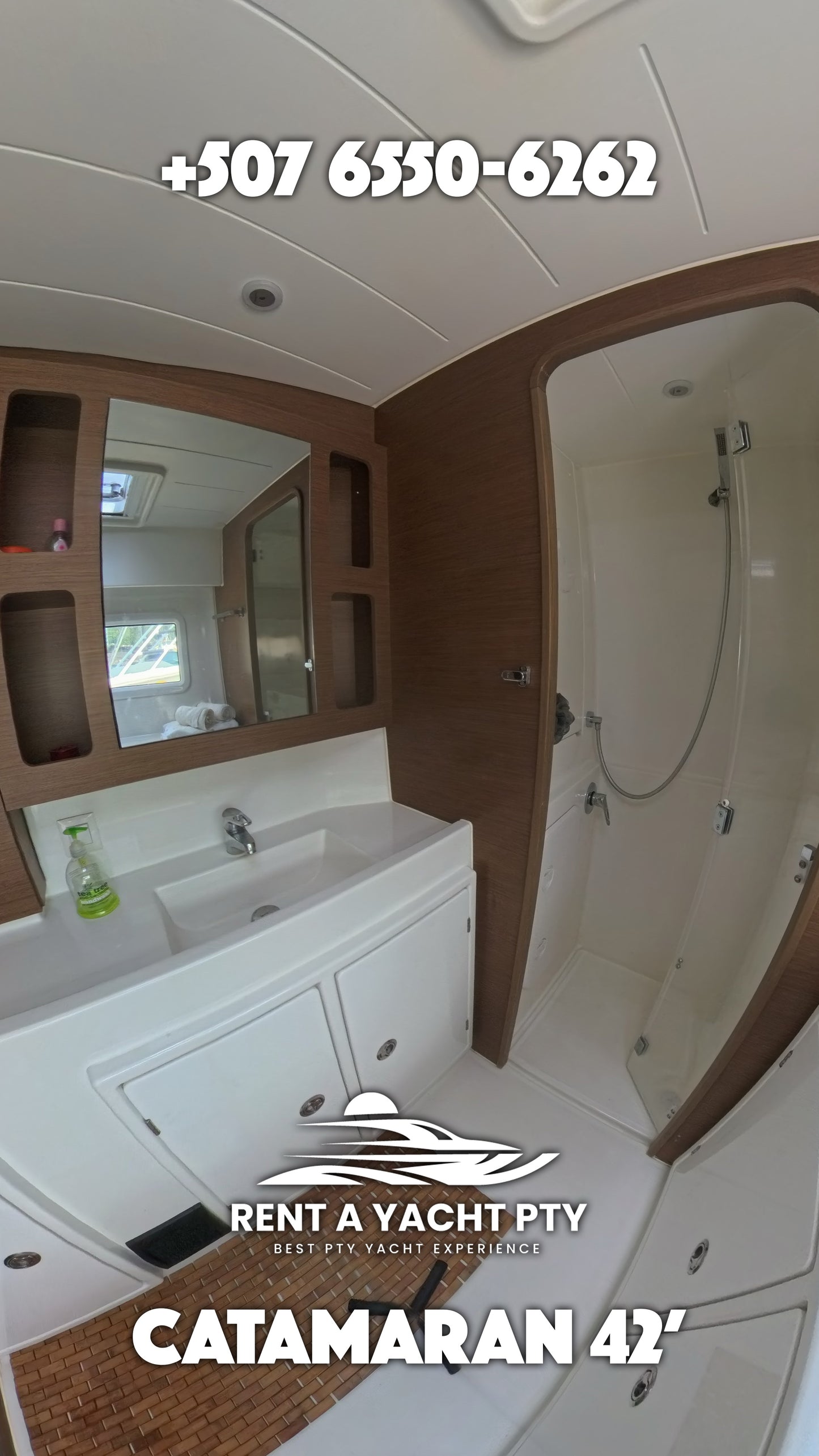 Catamarán 42'