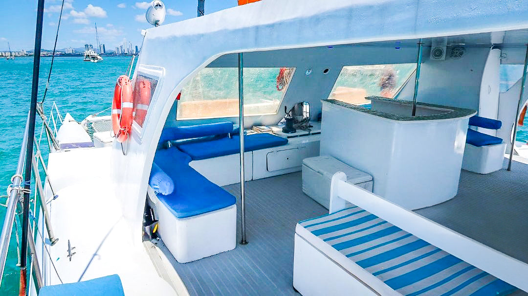 Catamaran 59'