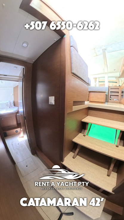 Catamarán 42'